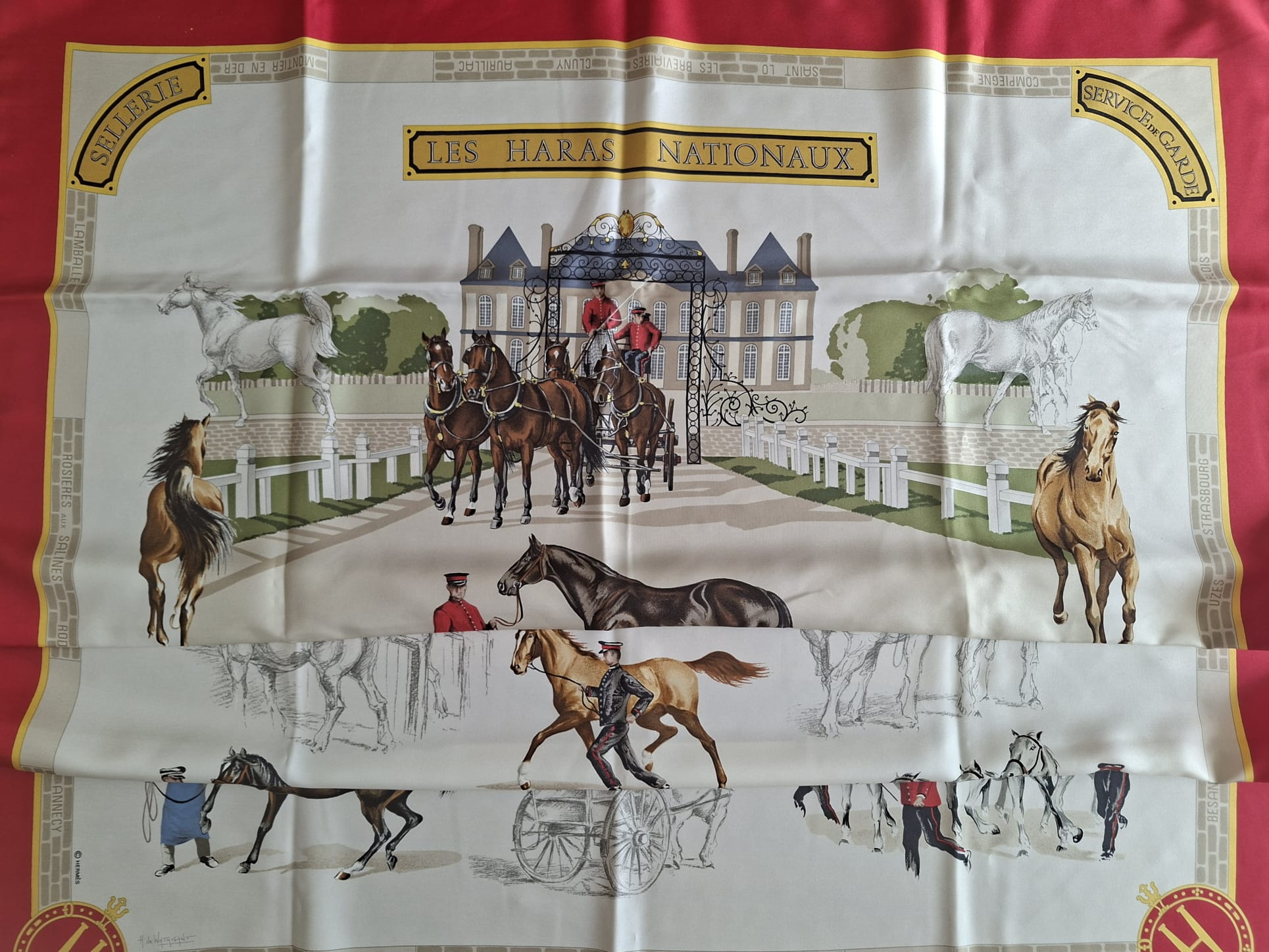 Carré Élégance — Collection & Authenticité